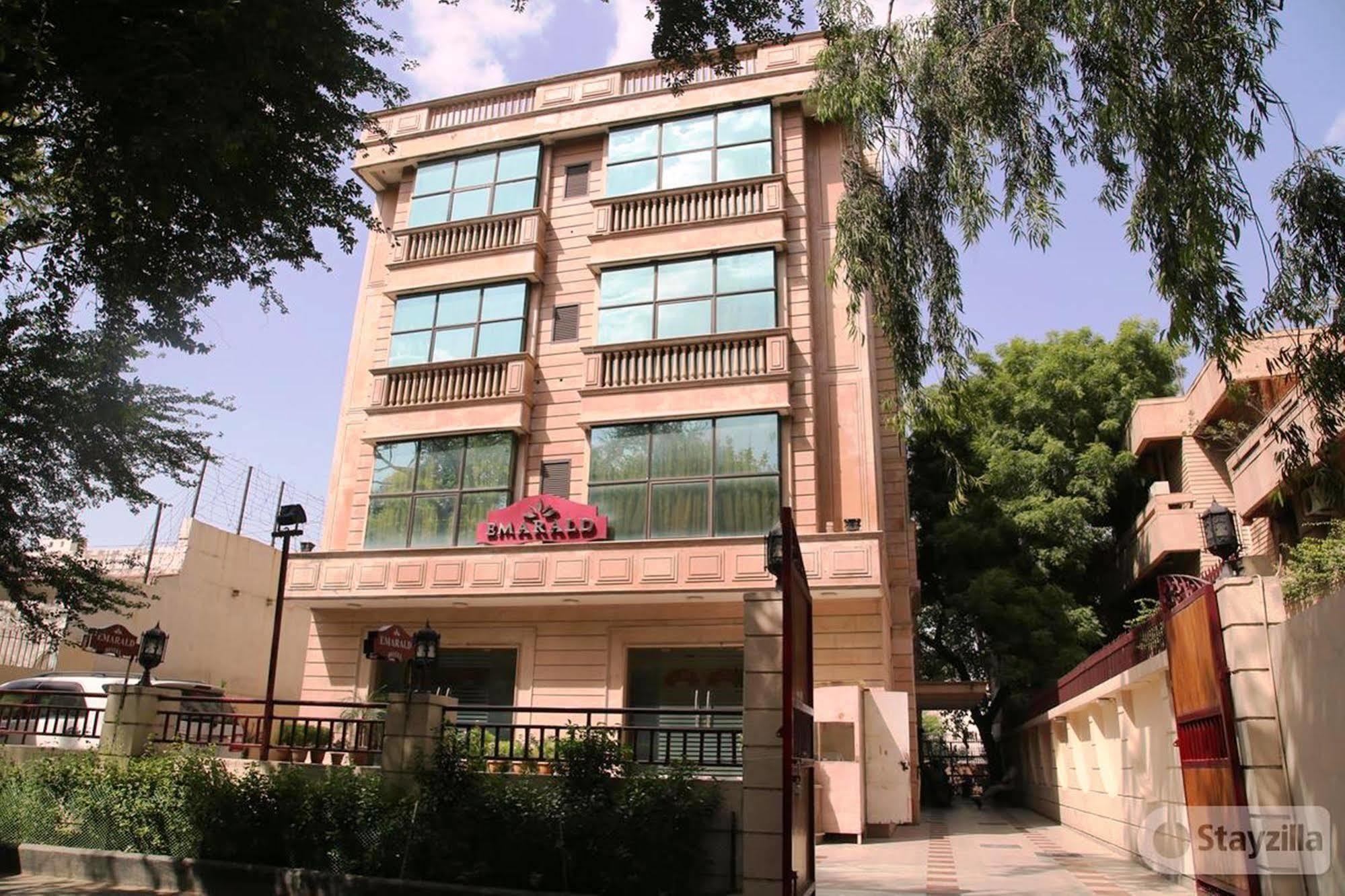 Hotel Emarald, New Delhi Buitenkant foto